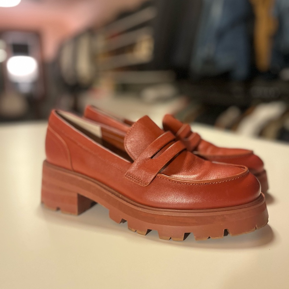 Marc Fisher 9.5 Latika lug sole penny loafer chunky platform burnt red/orange - Picture 2 of 16